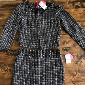 • Skirt & Blazer Set •